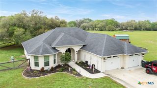 7134 Old Highway Road, Inez, TX 77968