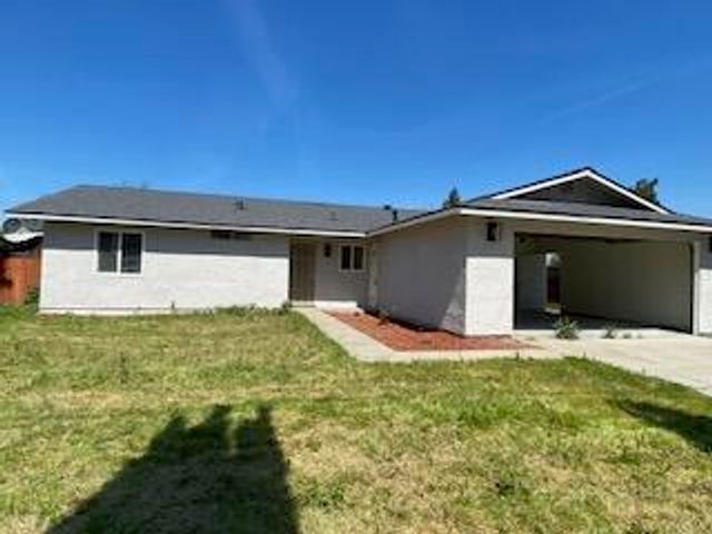 16710 Oak Avenue, Tulare, CA 93274