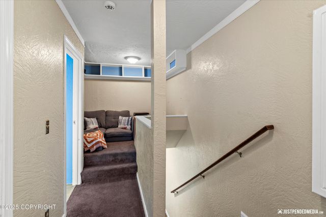 8051 Evans Circle, Anchorage, AK 99507