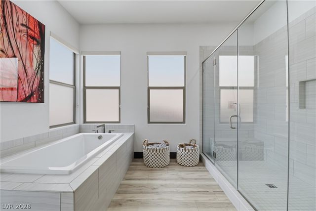 6880 Equinox Cliff Street, Las Vegas, NV 89135