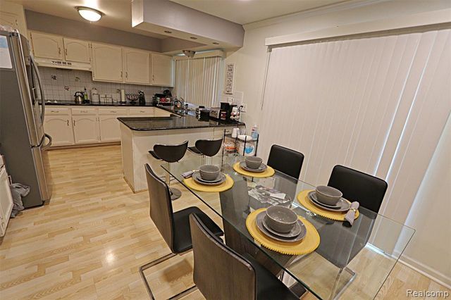 30851 Woodstream Drive, Farmington Hills, MI 48334