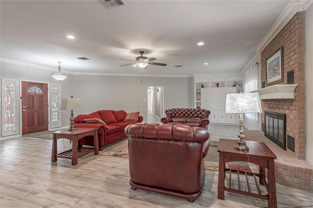 22 Timberwilde, Huntsville, TX 77340