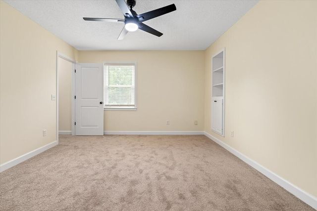 101 Brockton Ct, Dothan, AL 36305