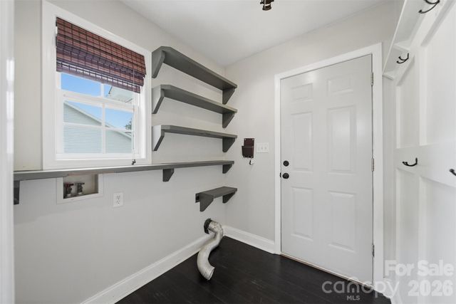 4857 32nd Street Lane NE, Hickory, NC 28601