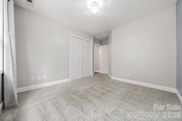 4857 32nd Street Lane NE, Hickory, NC 28601
