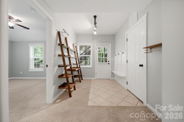 4857 32nd Street Lane NE, Hickory, NC 28601