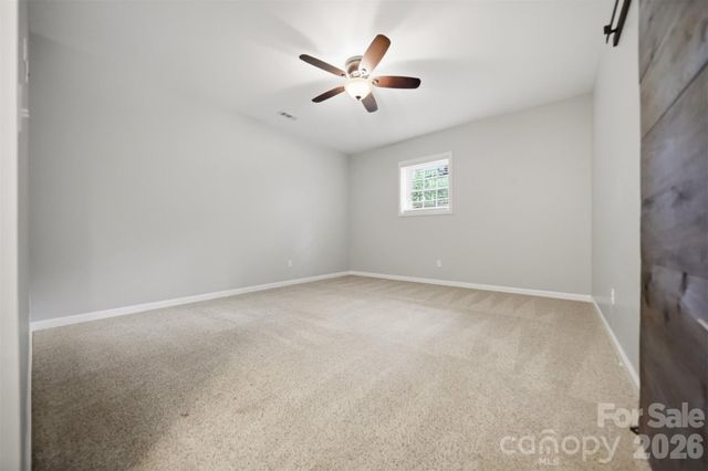 4857 32nd Street Lane NE, Hickory, NC 28601