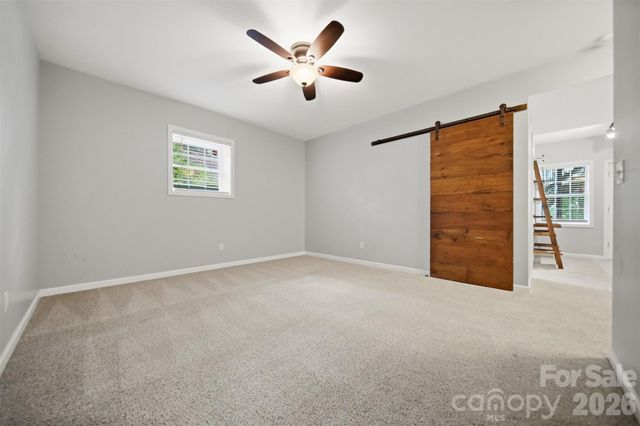 4857 32nd Street Lane NE, Hickory, NC 28601