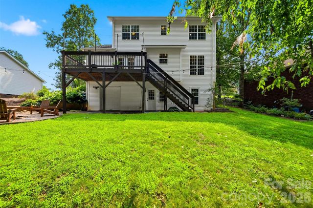 4857 32nd Street Lane NE, Hickory, NC 28601