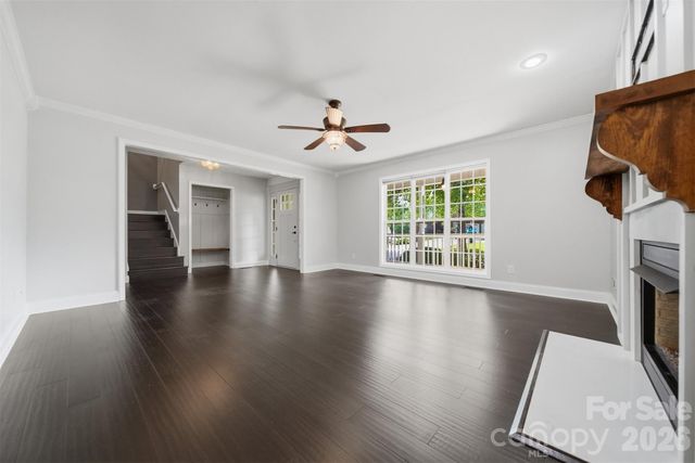 4857 32nd Street Lane NE, Hickory, NC 28601