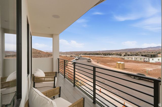 972 E COYOTE CRST DR, Washington, UT 84780