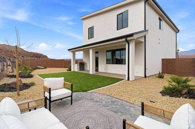 972 E COYOTE CRST DR, Washington, UT 84780