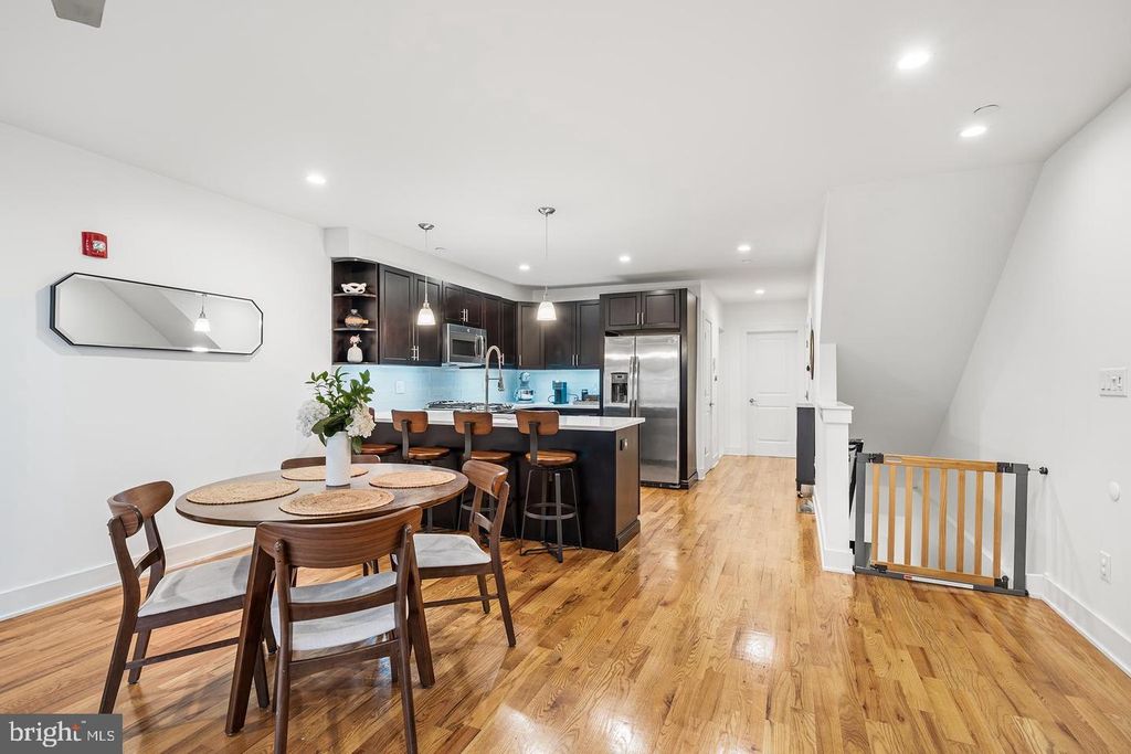 1517 BROWN ST #1, PHILADELPHIA, PA 19130 — photo 4