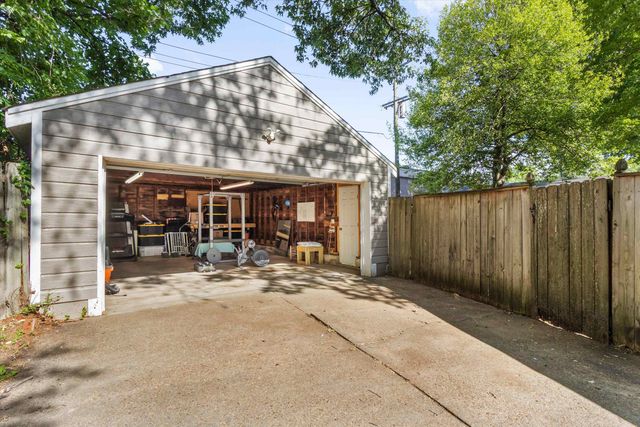 100 S GREER ST, Memphis, TN 38111