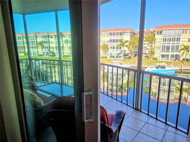 1257 S PORTOFINO DRIVE 307, Sarasota, FL 34242