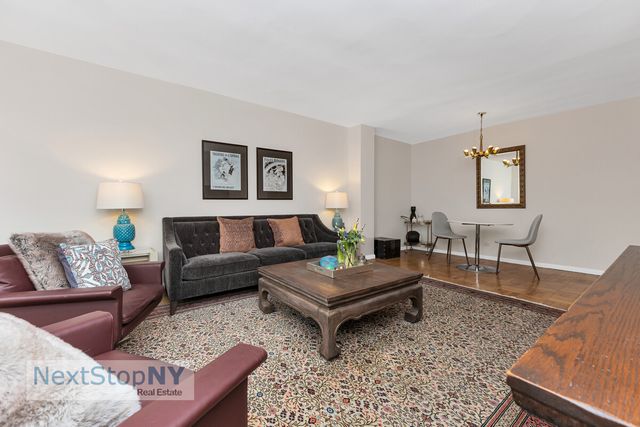 235 E 57th St Apt 12D, New York City, NY 10022