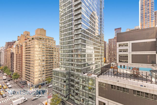 235 E 57th St Apt 12D, New York City, NY 10022