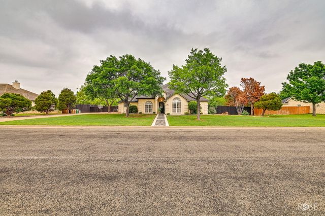 1282 Gleneagles Drive, San Angelo, TX 76904