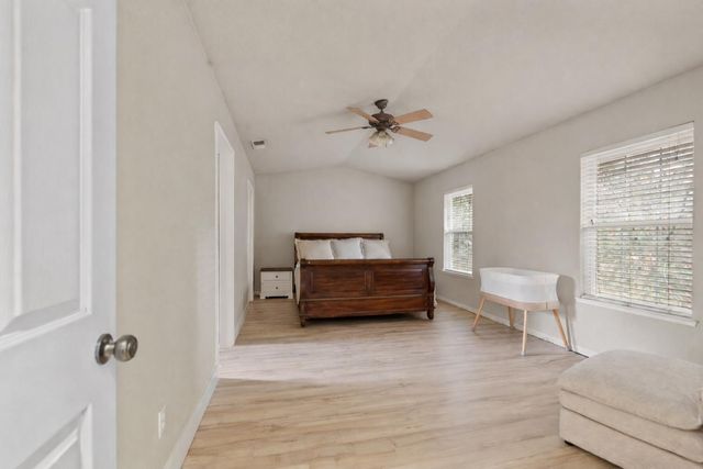 6390 Red Robin Rd, Placerville, CA 95667