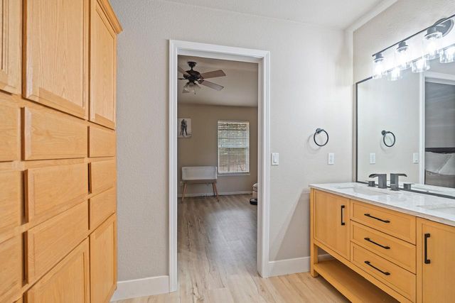 6390 Red Robin Rd, Placerville, CA 95667