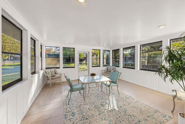 797 Oakwood Drive, Frankfort, IL 60423