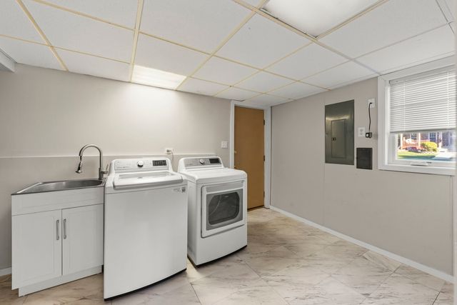 797 Oakwood Drive, Frankfort, IL 60423