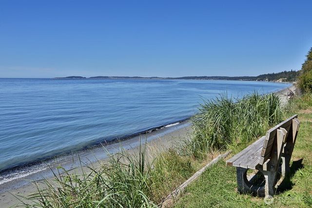 401 Gramayre Road, Coupeville, WA 98239