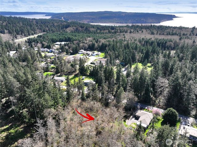 401 Gramayre Road, Coupeville, WA 98239