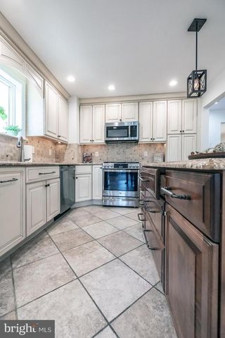 121 E STILES AVE, Collingswood, NJ 08108
