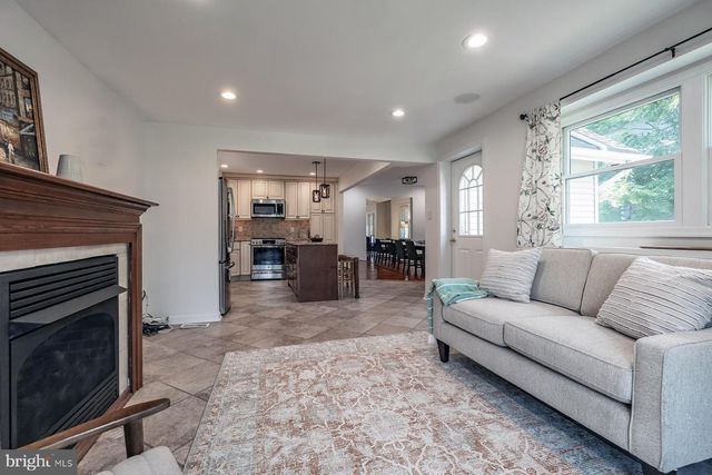121 E STILES AVE, Collingswood, NJ 08108
