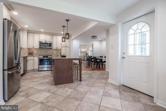 121 E STILES AVE, Collingswood, NJ 08108