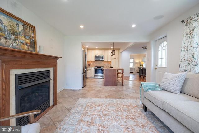 121 E STILES AVE, Collingswood, NJ 08108