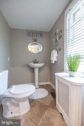 121 E STILES AVE, Collingswood, NJ 08108