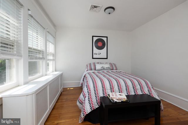 121 E STILES AVE, Collingswood, NJ 08108
