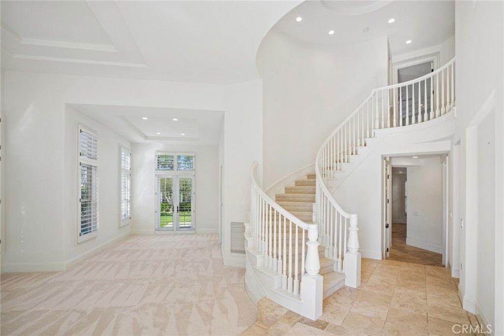 17 Colonial Drive, Newport Beach, CA 92660 — photo 4