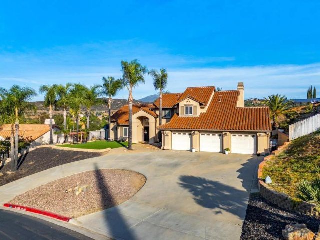 416 Summerhill, Alpine, CA 91901