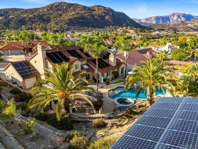 416 Summerhill, Alpine, CA 91901