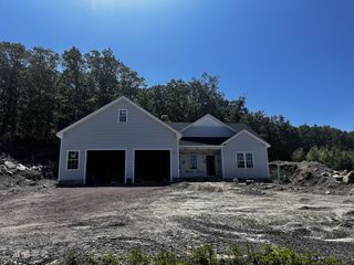 74 Rock Ridge Road, Manchester, CT 06040
