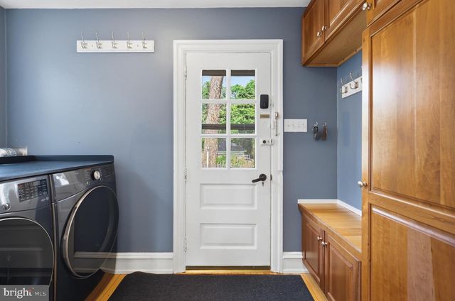 1427 ORCHARD WAY, Bryn Mawr, PA 19010