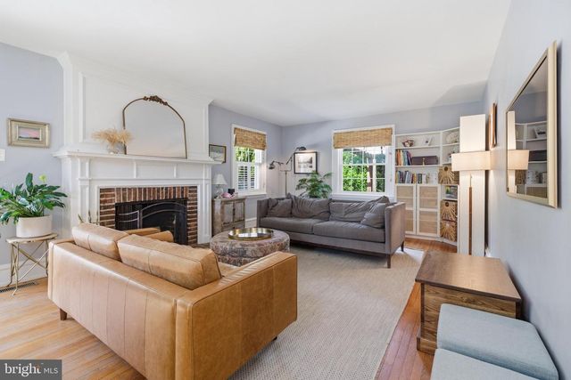 1427 ORCHARD WAY, Bryn Mawr, PA 19010