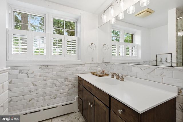 1427 ORCHARD WAY, Bryn Mawr, PA 19010