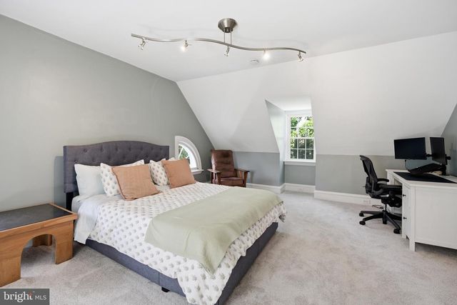 1427 ORCHARD WAY, Bryn Mawr, PA 19010