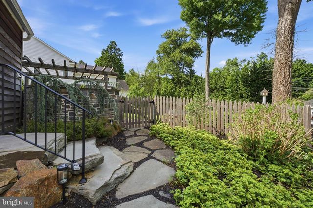 1427 ORCHARD WAY, Bryn Mawr, PA 19010