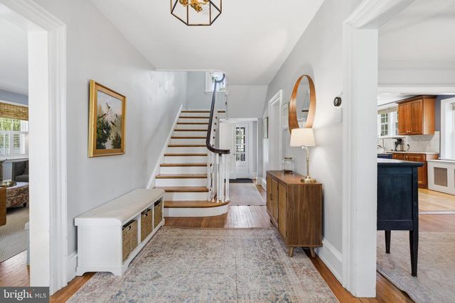 1427 ORCHARD WAY, Bryn Mawr, PA 19010