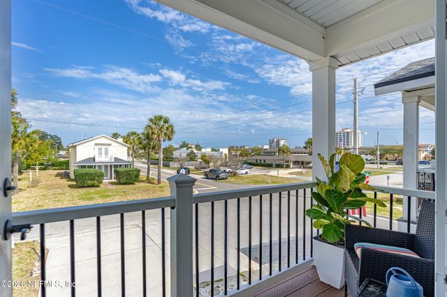 402 11TH Avenue S, Jacksonville Beach, FL 32250