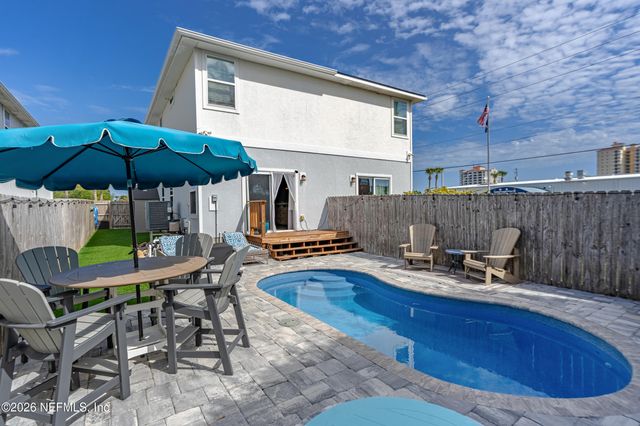 402 11TH Avenue S, Jacksonville Beach, FL 32250