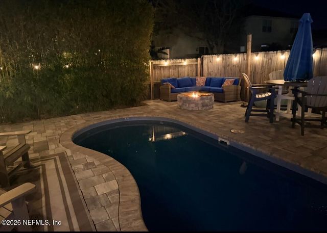 402 11TH Avenue S, Jacksonville Beach, FL 32250