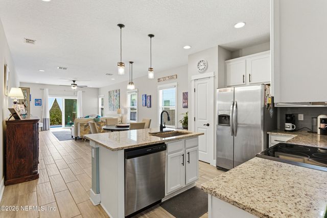 402 11TH Avenue S, Jacksonville Beach, FL 32250