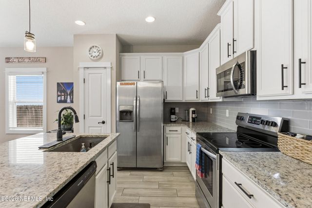 402 11TH Avenue S, Jacksonville Beach, FL 32250