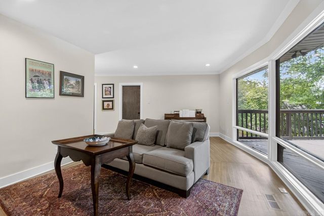 5540 N Grandview Street, Little Rock, AR 72207